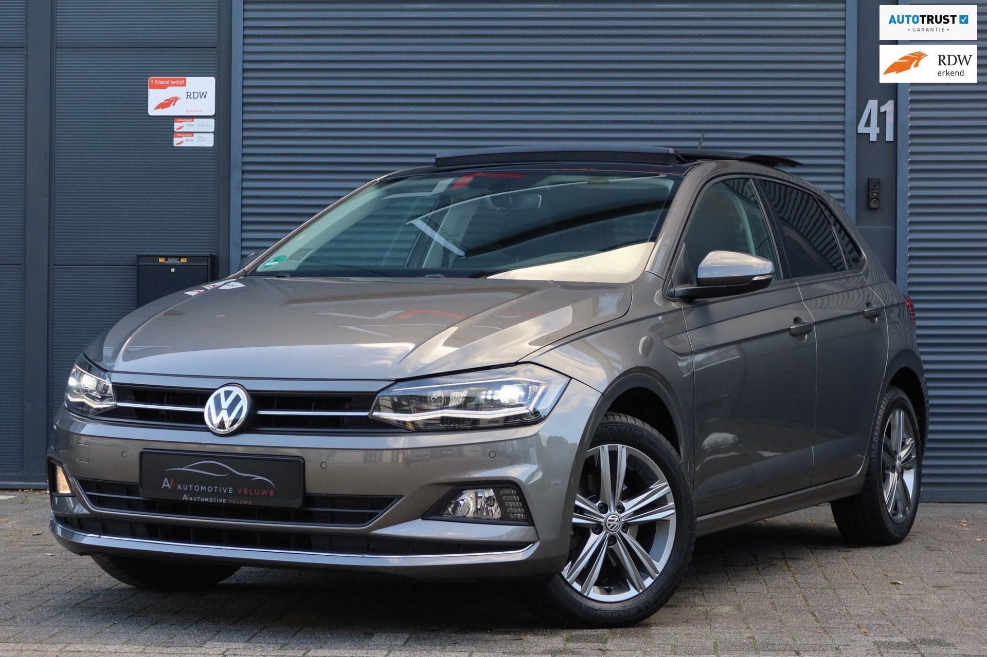 Volkswagen Polo 1.0 TSI Highline DSG|PANO|LED|ACC|Camera|Car, Dealer onderhouden, Gebruikt, 95 pk, 1096 kg