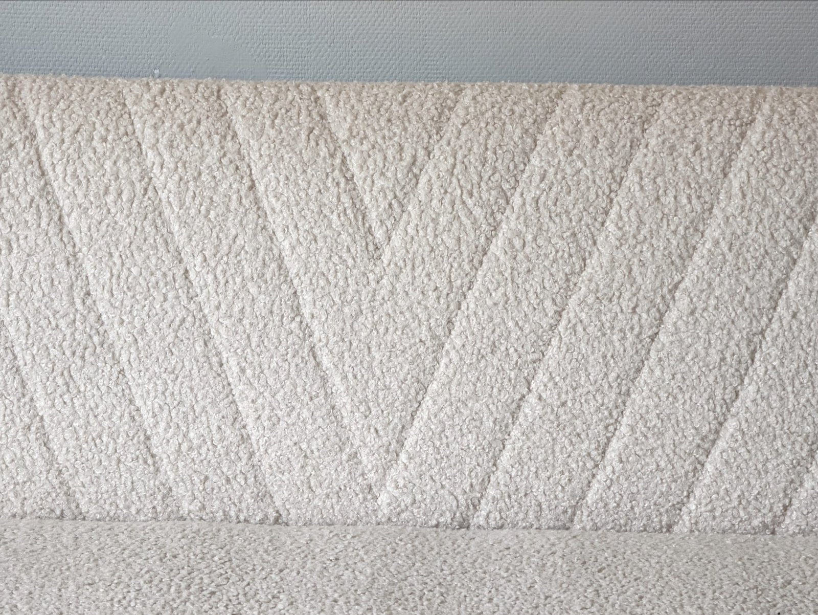 Foto 4 van JYSK PARADIS Sofa Bed – Off-White Teddy / Oak