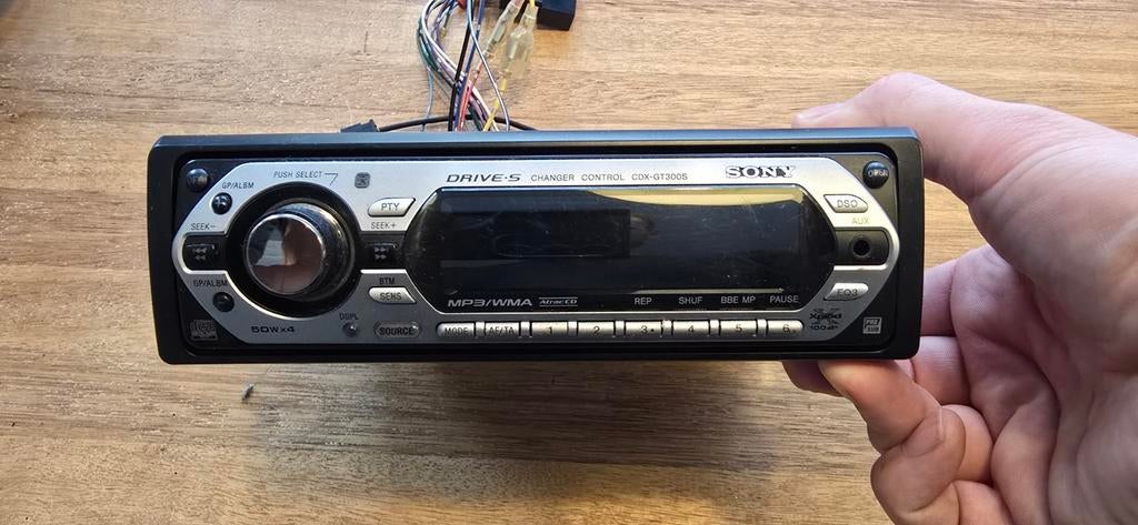 Sony CDX-GT300S Autoradio met MP3/WMA en AUX, Ophalen of Verzenden