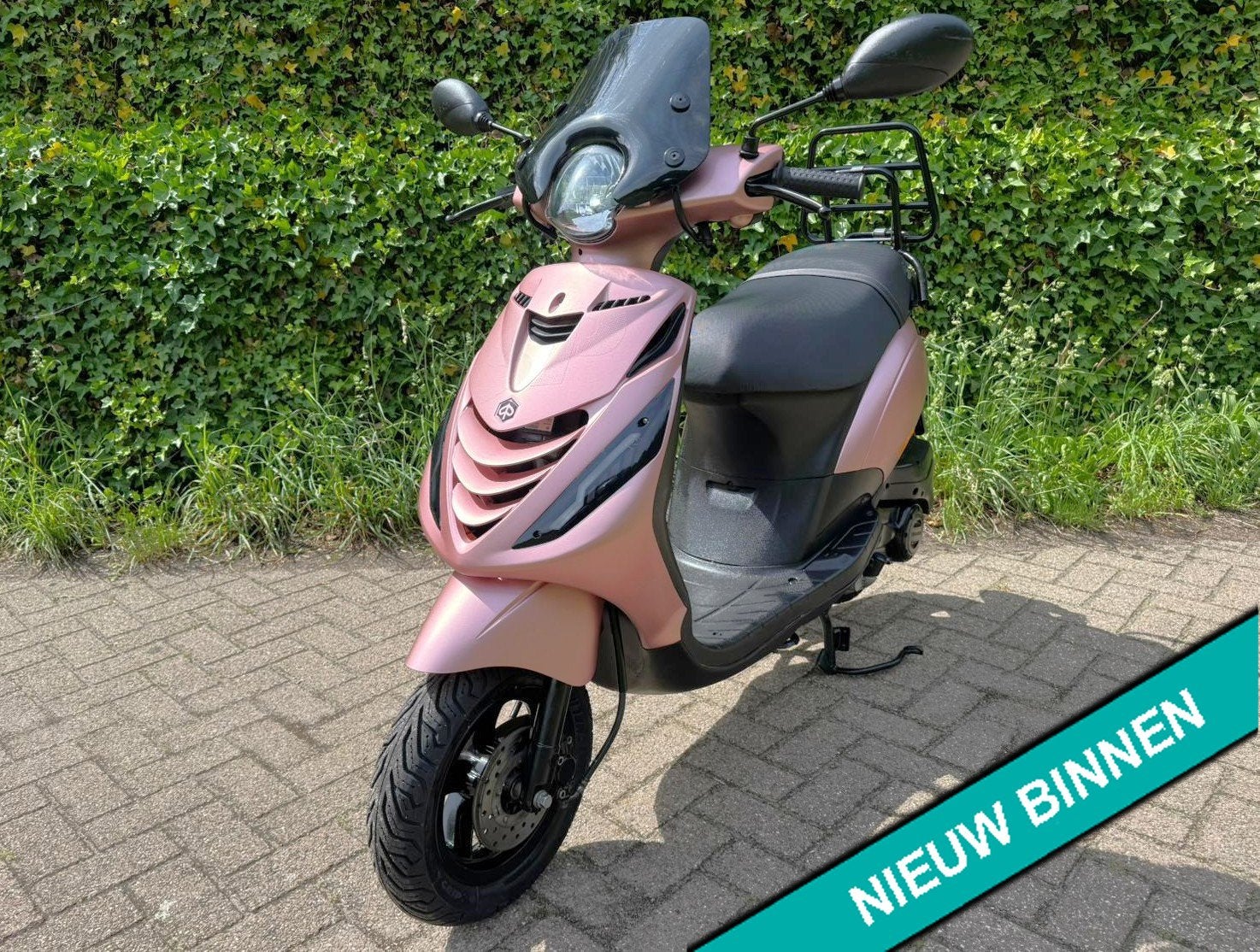 Piaggio Zip SP ROSE GOLD ALPHA LED E4 Scooter BETAAL MET in3, Piaggio, P, P
p  p, NL, Benzine