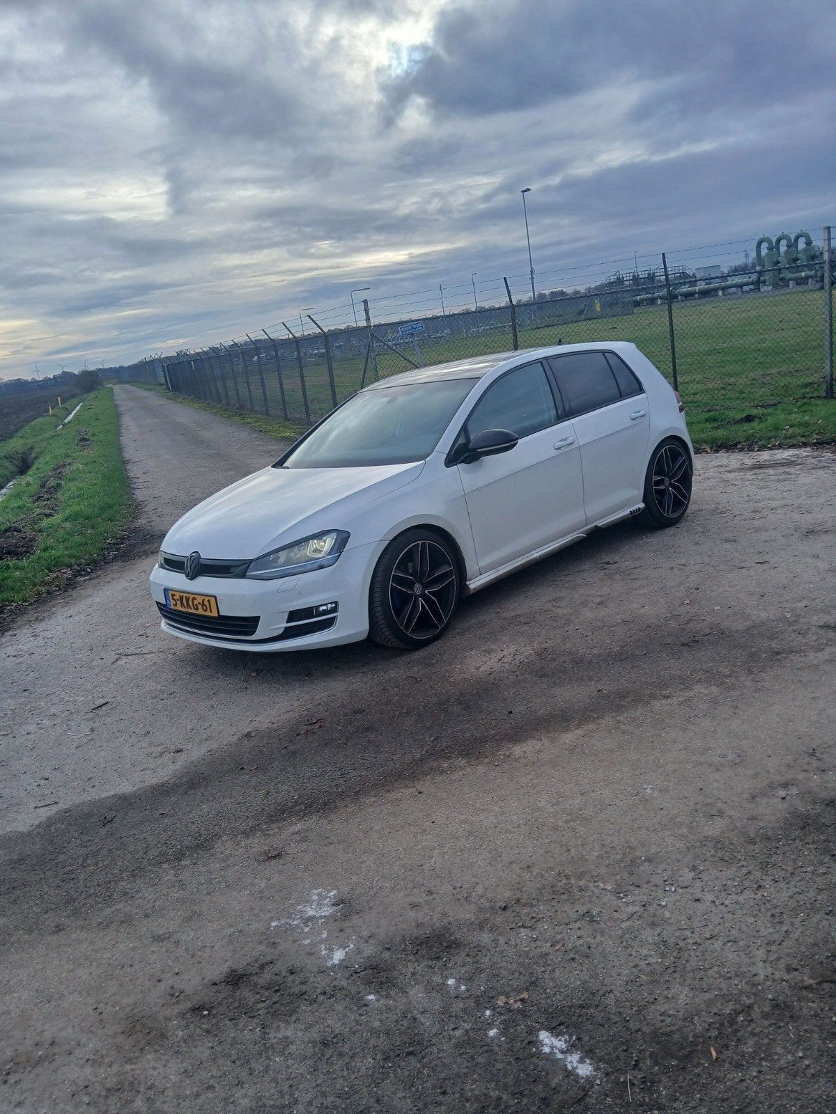 Volkswagen ABT Golf 1.4 / trekhaak/ pano / leer /, Voorwielaandrijving, 1147 kg, 4 cilinders, 620 kg