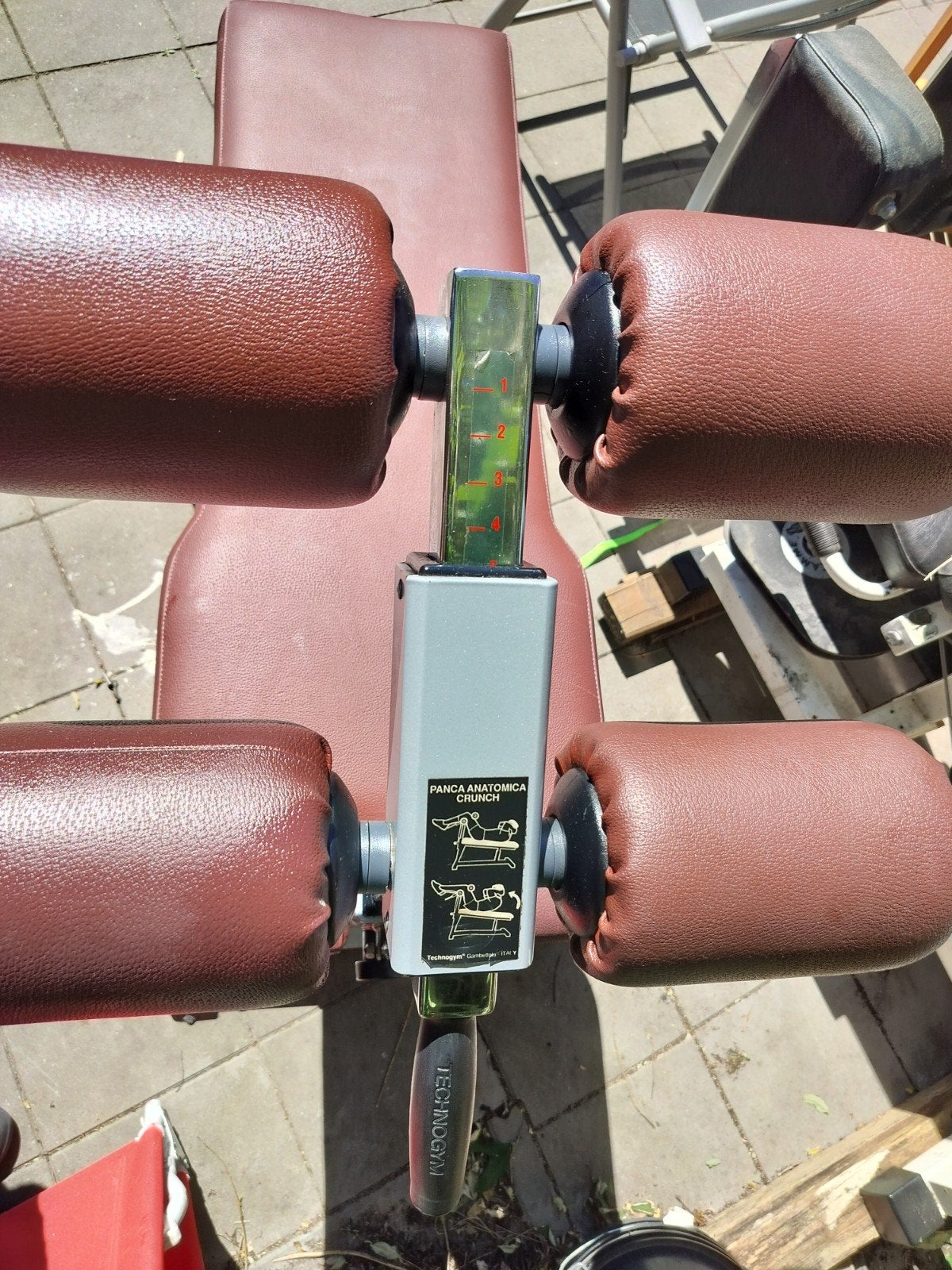 Technogym Abdominal bench, buikspieren, Ophalen, Zo goed als nieuw, Fitnessbank