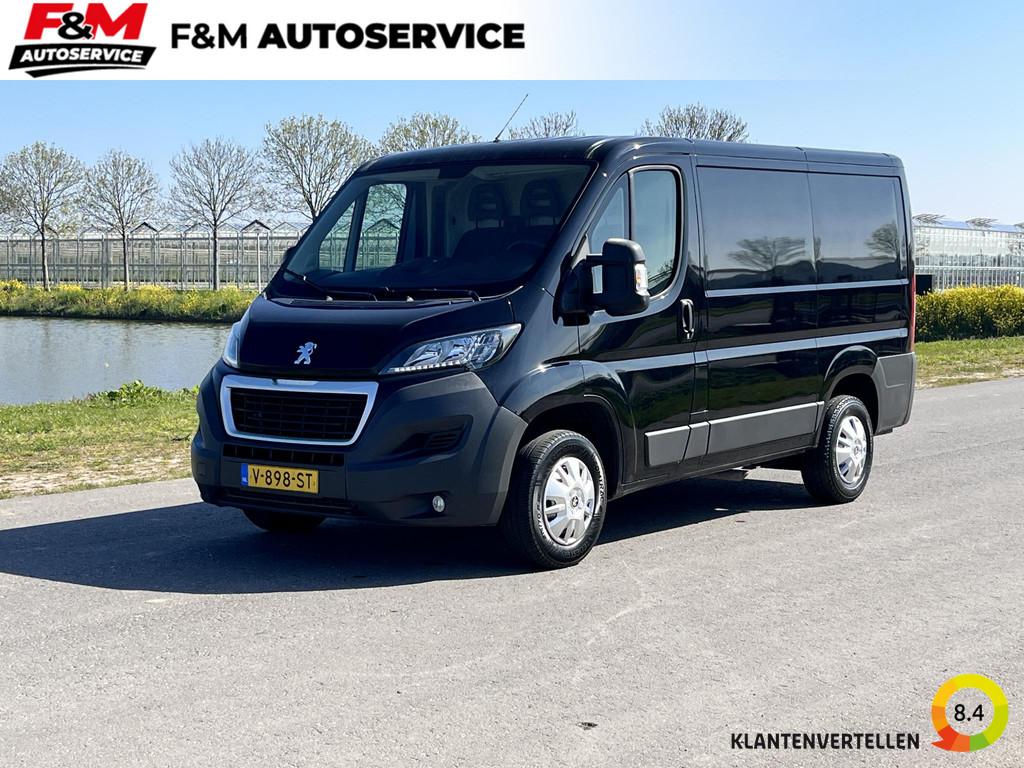 Peugeot Boxer 330 2.0 BlueHDI L1H1 Premium Pack Airco, camer, Voorwielaandrijving, Stof, Gebruikt, 4 cilinders