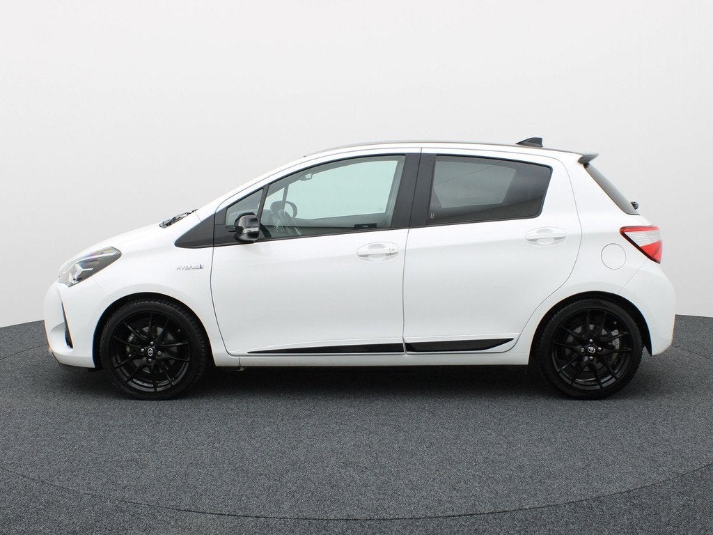 Toyota Yaris 1.5 Hybrid GR-Sport | Keyless | Apple Carplay/A, Auto's, Toyota, 12 maanden, 4 cilinders, Wit, Bedrijf