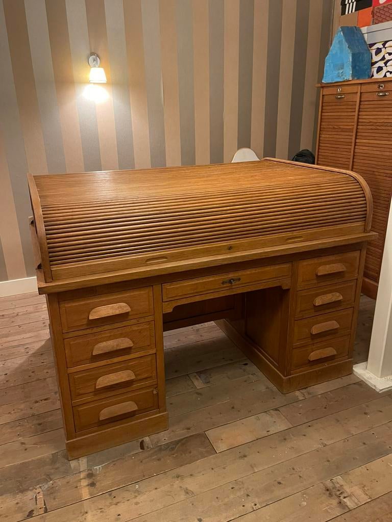 Uniek vintage Frans dubbelzijdig  bureau, Ophalen