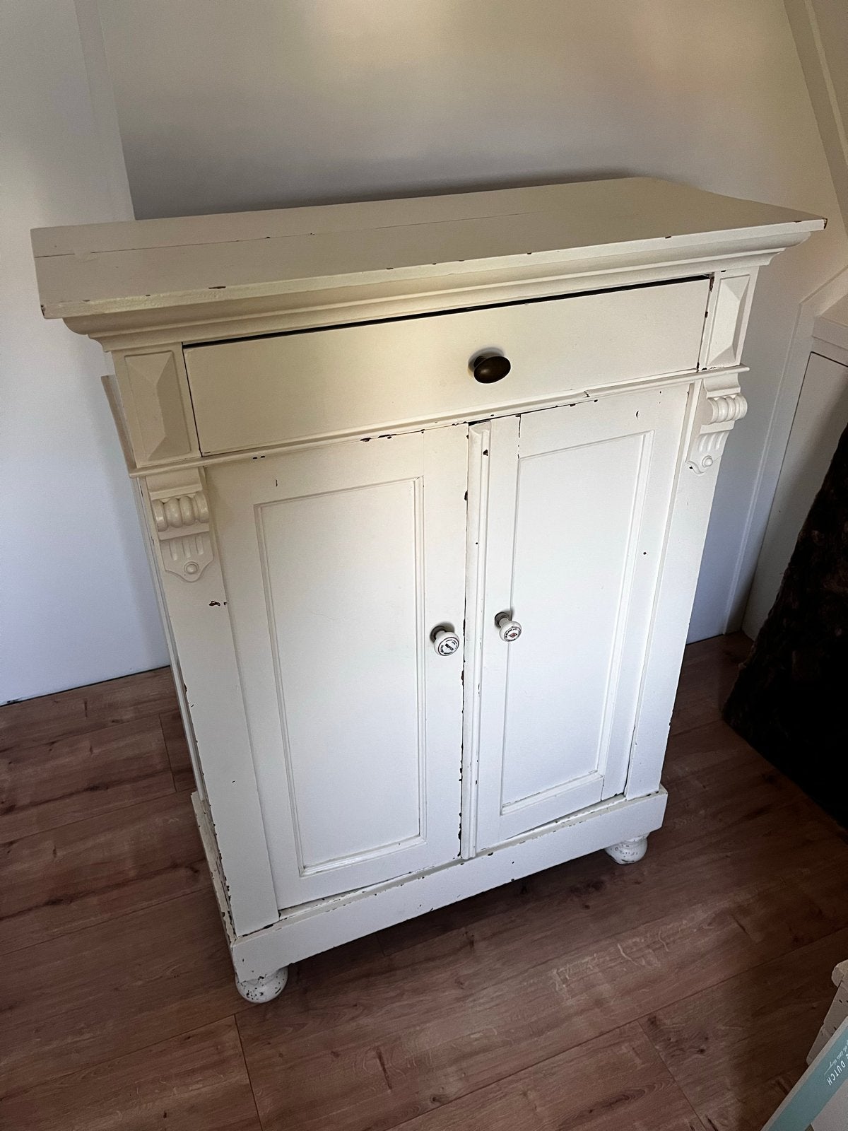 Brocante Meidenkastje - Crème Wit - 95x128x40 cm, Antiek en Kunst, Antiek | Meubels | Kasten, Ophalen of Verzenden