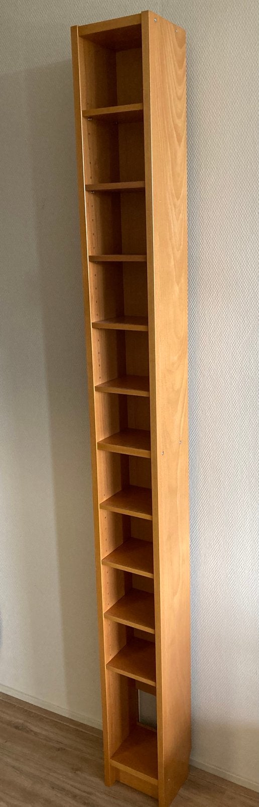 Kast / cd kast Ikea Gnedby, Huis en Inrichting, Woonaccessoires | Cd- en Dvd-rekken, Ophalen, Zo goed als nieuw, Hout, Cd's