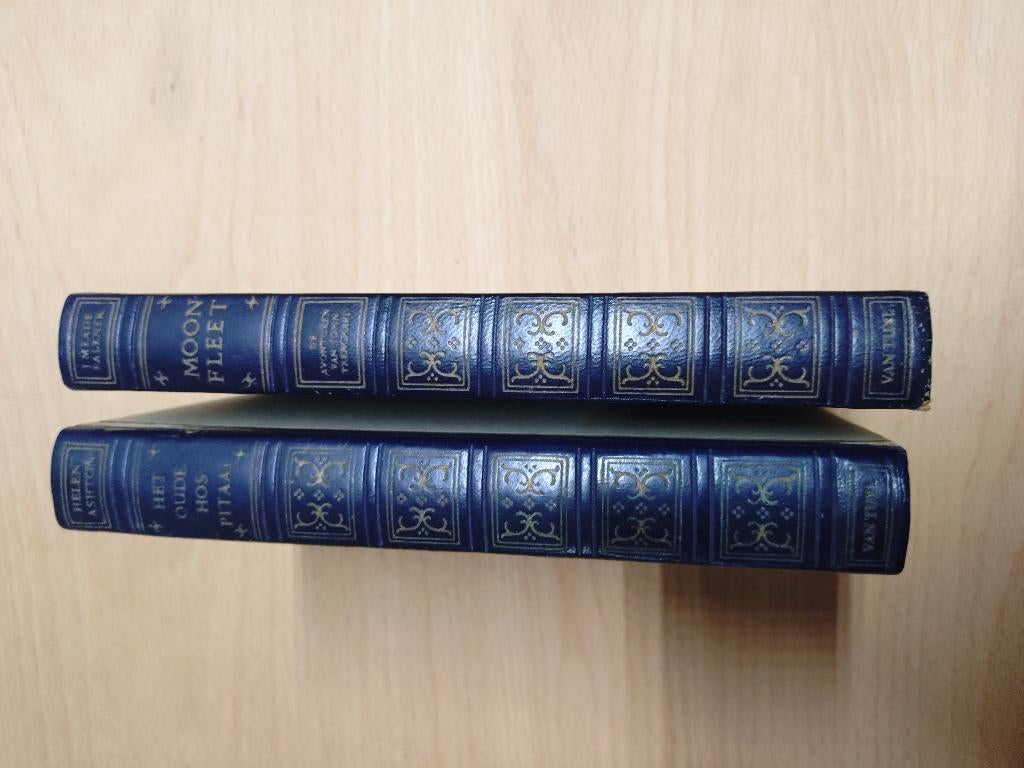 Diverse oude boeken, Antiek en Kunst, Ophalen of Verzenden