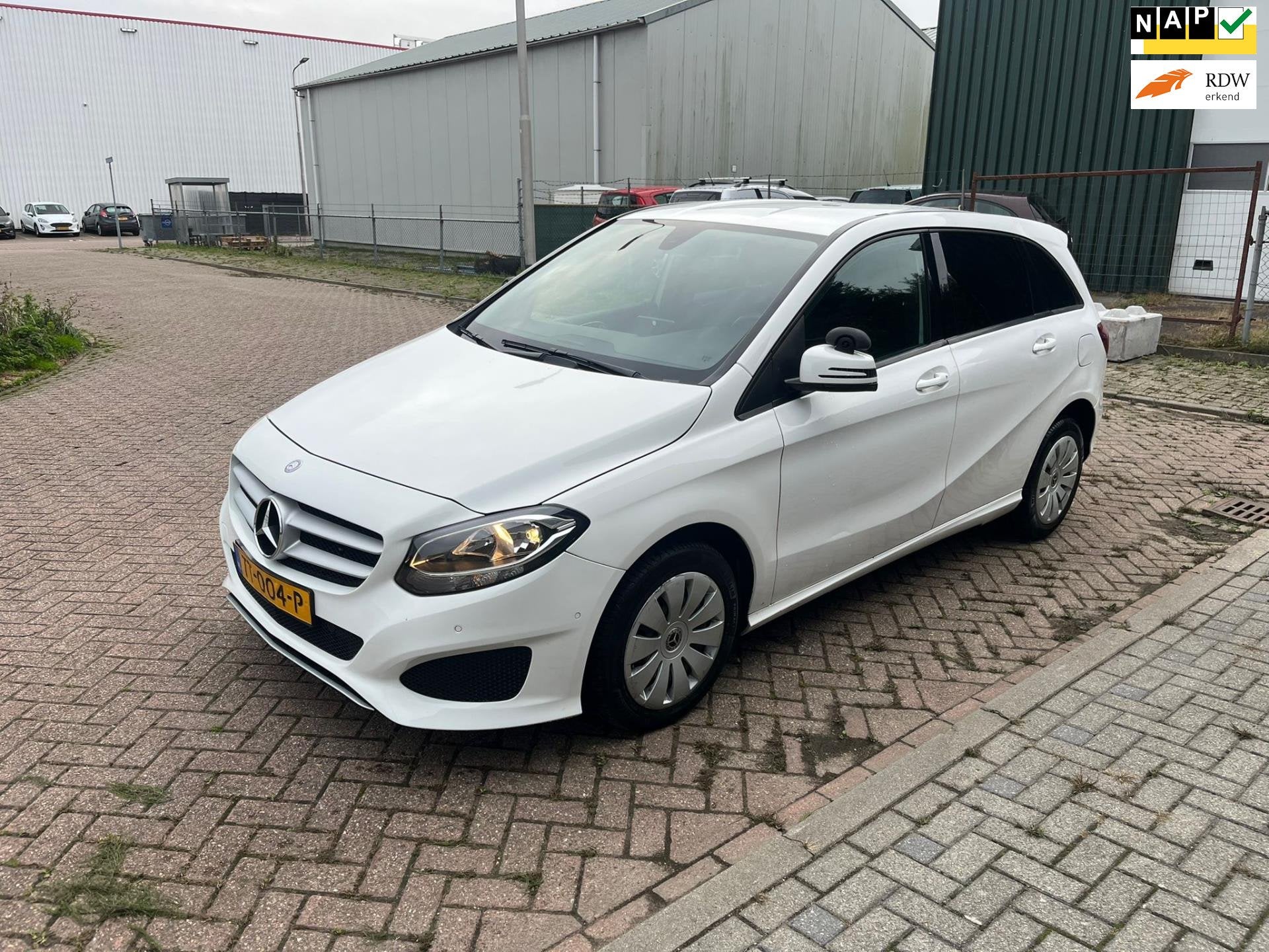 Mercedes-Benz B-klasse 220 d Automaat Cruise Airco Pdc Voor, Auto's, Gebruikt, Euro 6, 4 cilinders, Origineel Nederlands