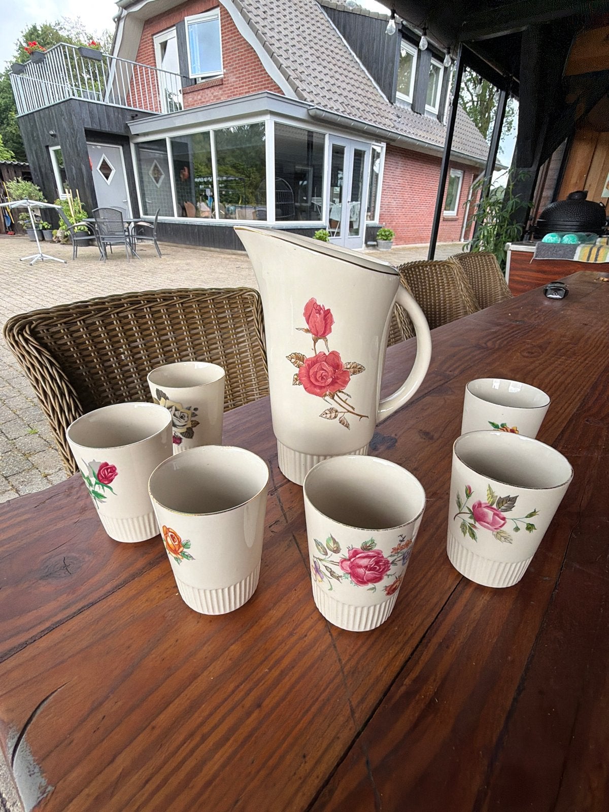Vintage Melkstel met 6 Bekers - Pruszkow Polen, Ophalen of Verzenden
