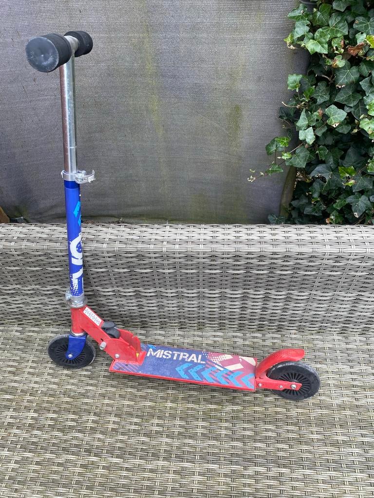 Mistral step - rood/blauw, Fietsen en Brommers, Steps, Ophalen, Gebruikt, Gewone step