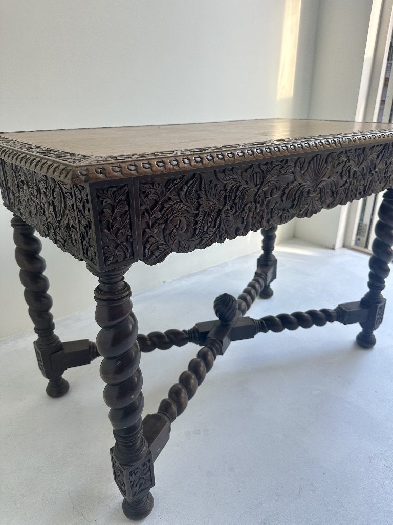 Rijk Houtgesneden Antieke Tafel / Bureau - Gedraaide Poten, Antiek en Kunst, Ophalen