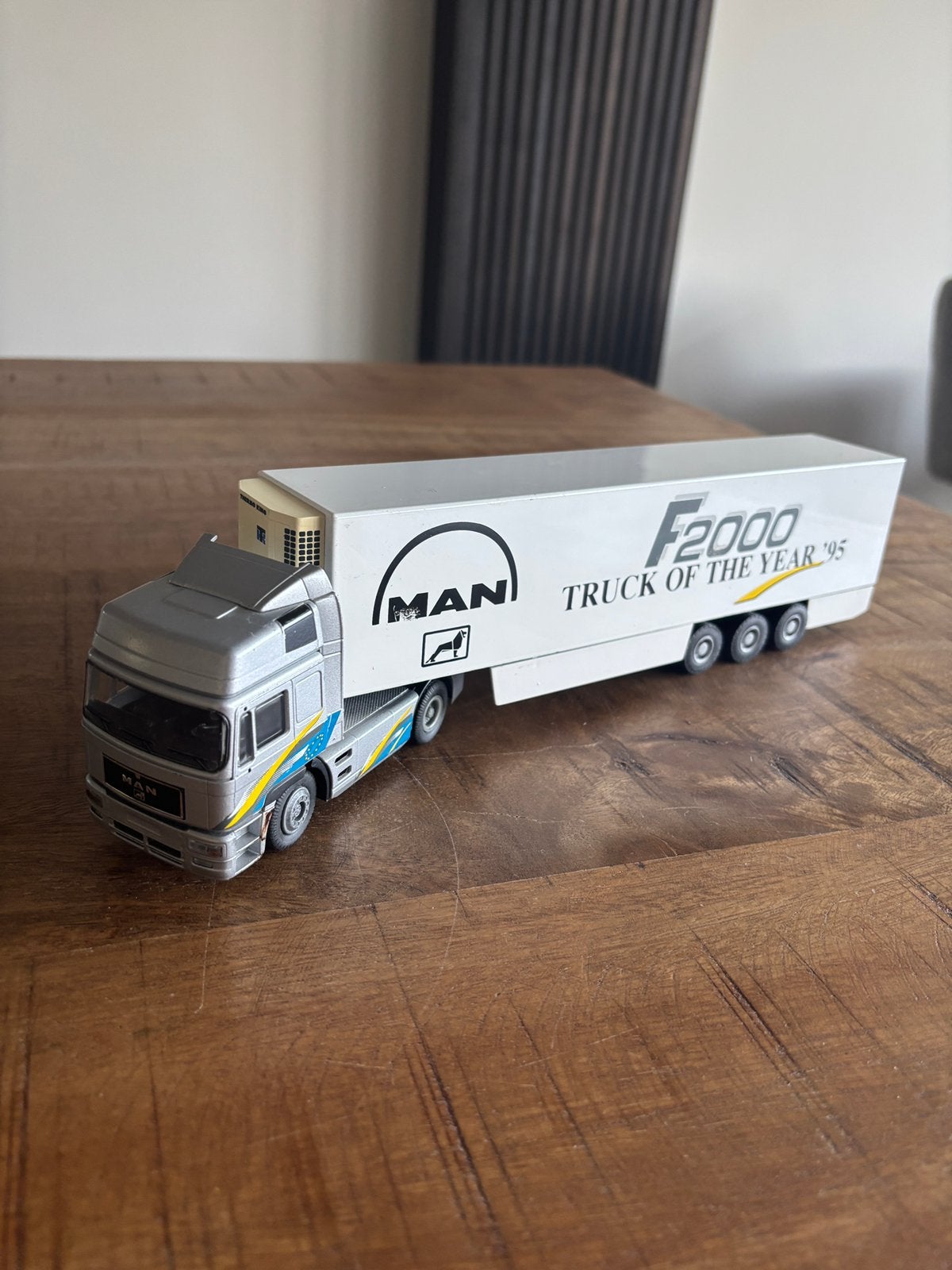 MAN F2000 Truck of the Year ’95 – schaal 1:50, Ophalen of Verzenden, Zo goed als nieuw, Bus of Vrachtwagen, Overige merken