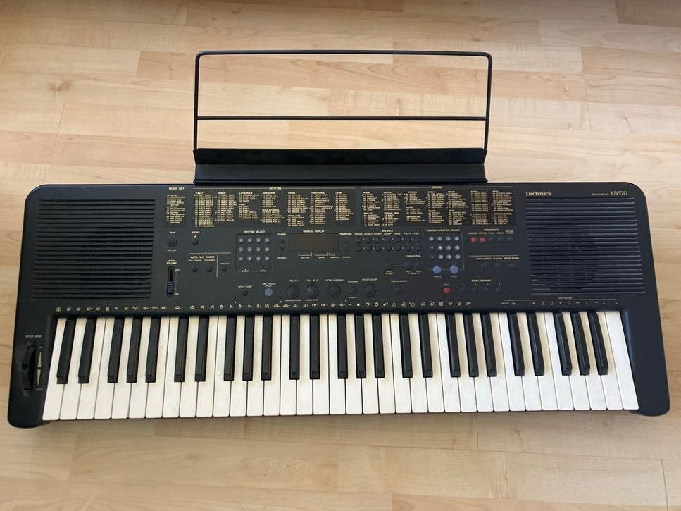 Technics Keyboard KN570 - Gebruikt, Muziek en Instrumenten, Ophalen, Met standaard, Technics, 61 toetsen