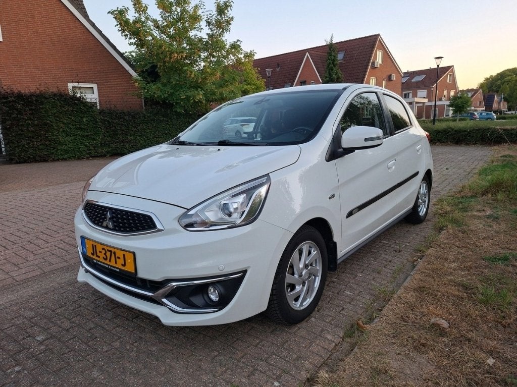 Mitsubishi Space Star 1.0 Intense+ |NAP|Keyless|Parkeersenso, Voorwielaandrijving, Stof, Wit, Origineel Nederlands