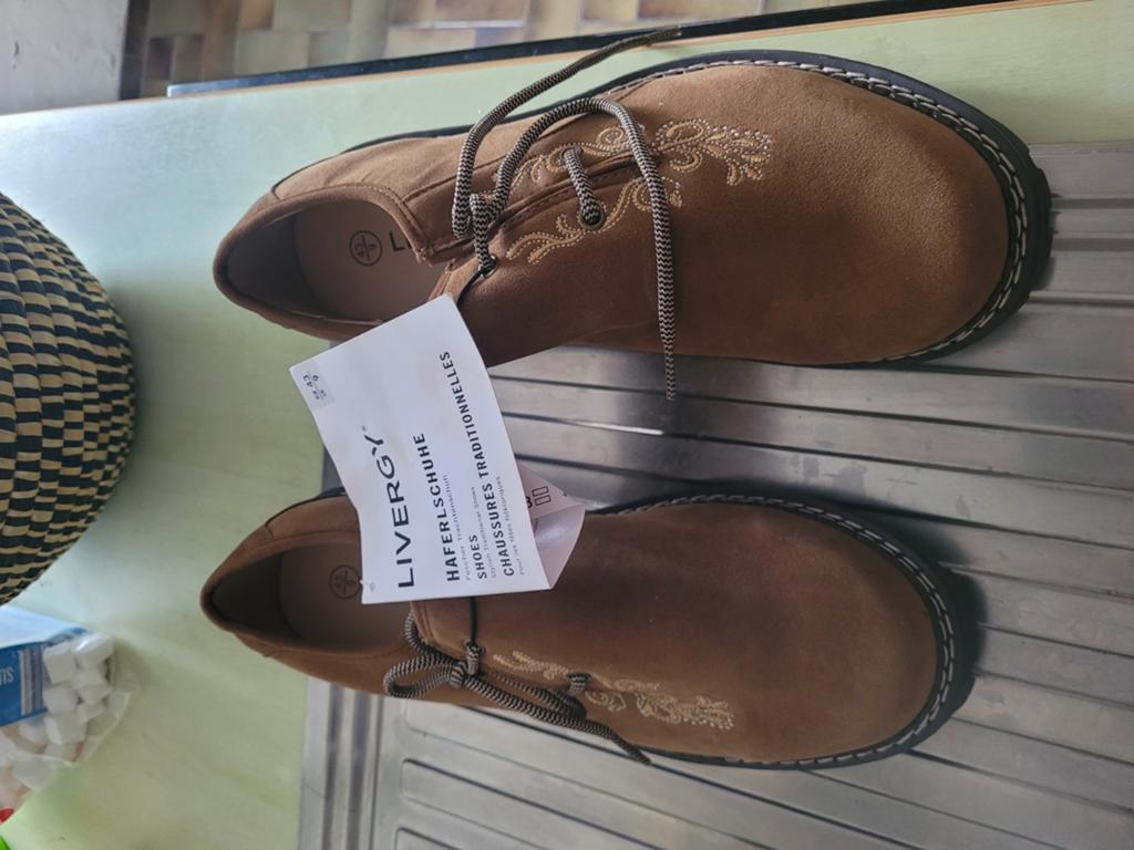 Nieuw: Trachten / oktoberfest schoenen maat 43, Ophalen of Verzenden, Nieuw, Bruin