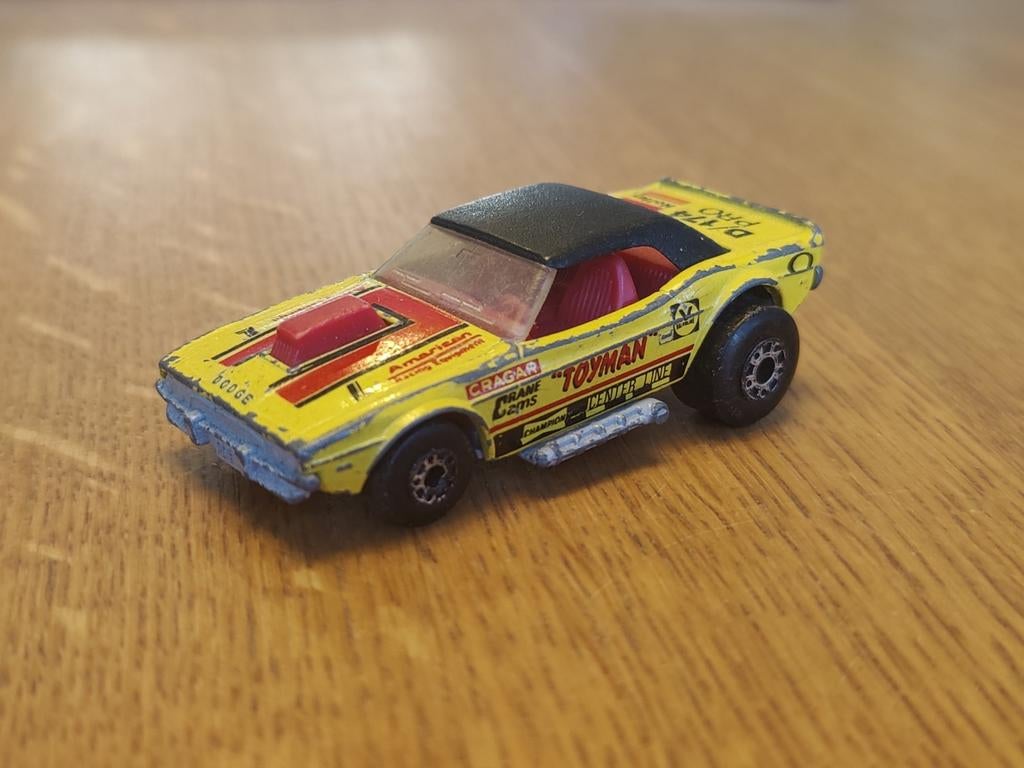 Matchbox Dodge Challenger GEEL, Ophalen of Verzenden, Zo goed als nieuw, Auto