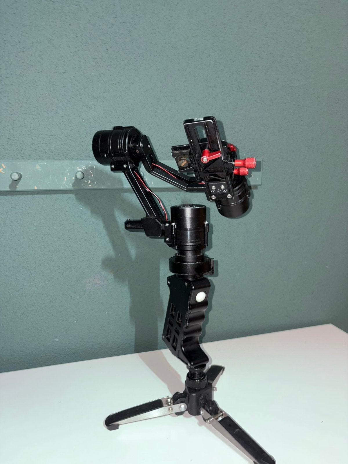 3-assige camera gimbal/stabilizer + stevige koffer, Audio, Tv en Foto, Ophalen of Verzenden, Zo goed als nieuw, Overige typen