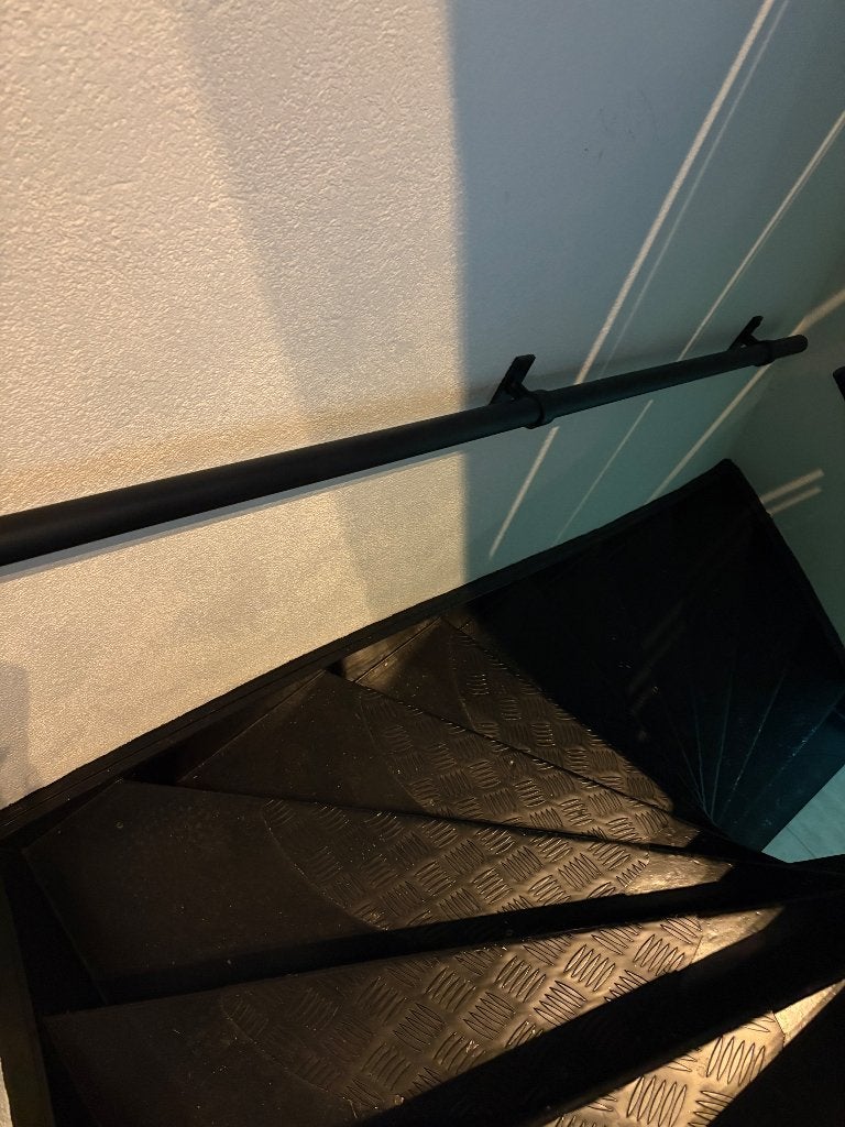 Aluminium halve maantjes 5 traans 24 zwart & 1 zilver, Ophalen, Gebruikt