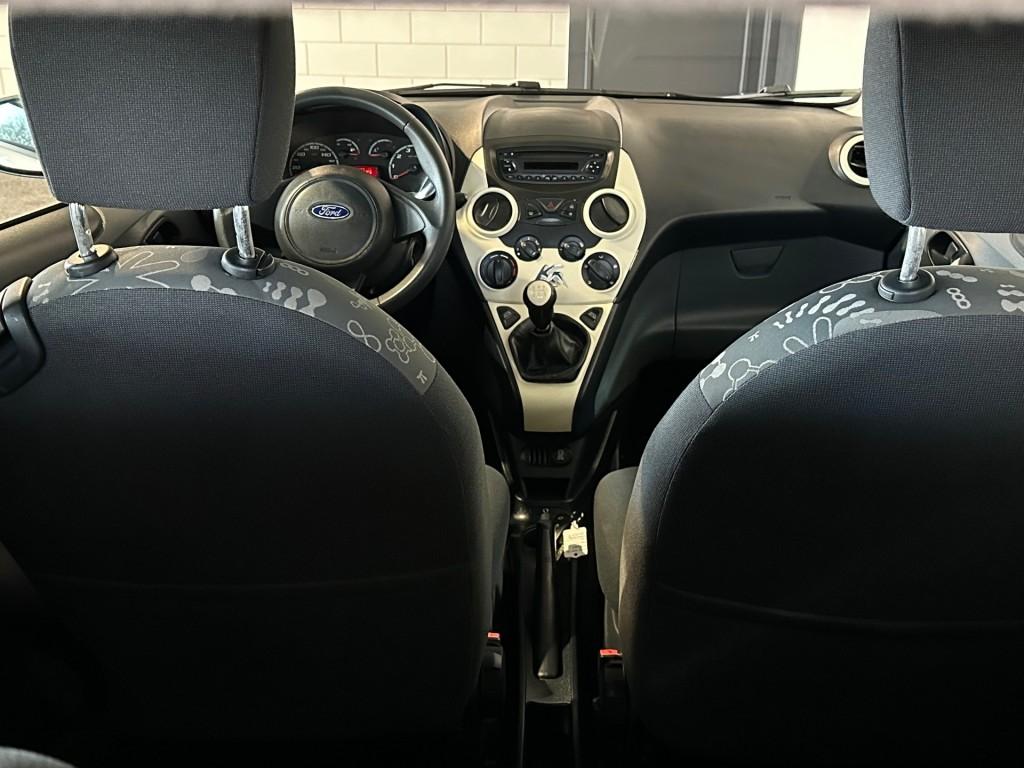Ford KA 1.2 CHAMPIONS ED S/S l NAP l AIRCO l ELEK RAMEN l, Voorwielaandrijving, Euro 5, Gebruikt, 1242 cc