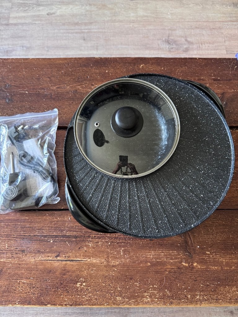 Elektrische Hot Pot en Grill (NIEUW) + Aziatisch Kookboek, Ophalen of Verzenden, Nieuw, Minder dan 4 personen