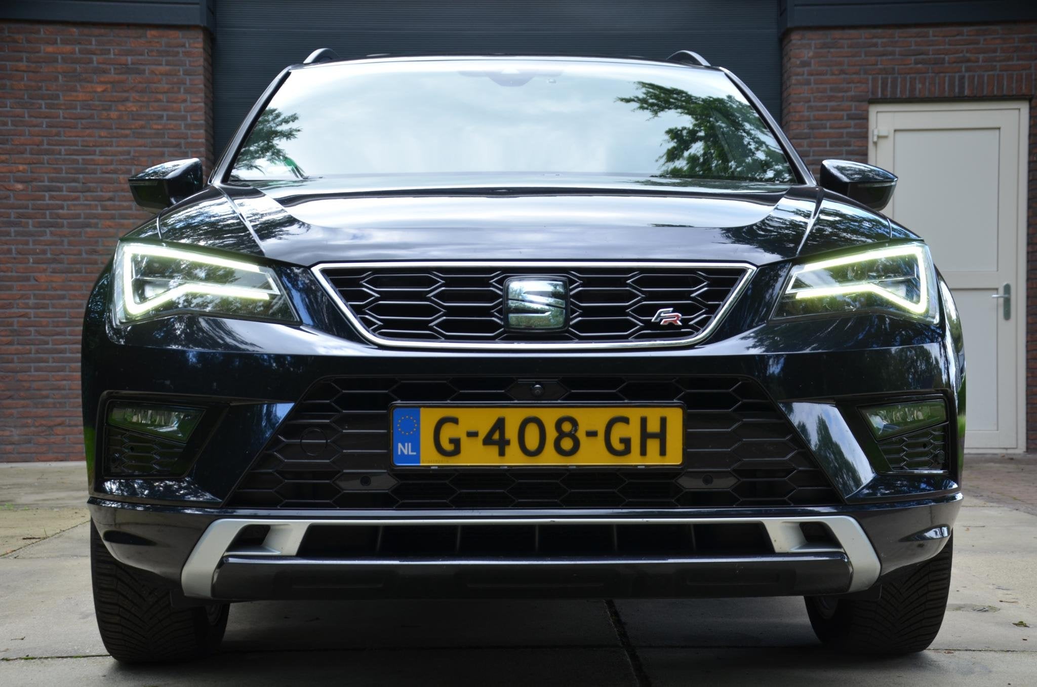 SEAT Ateca 1.5 TSI FR Business Intense Automaat/Navi/Led/Pdc, 4 cilinders, 150 pk, Zwart, Origineel Nederlands