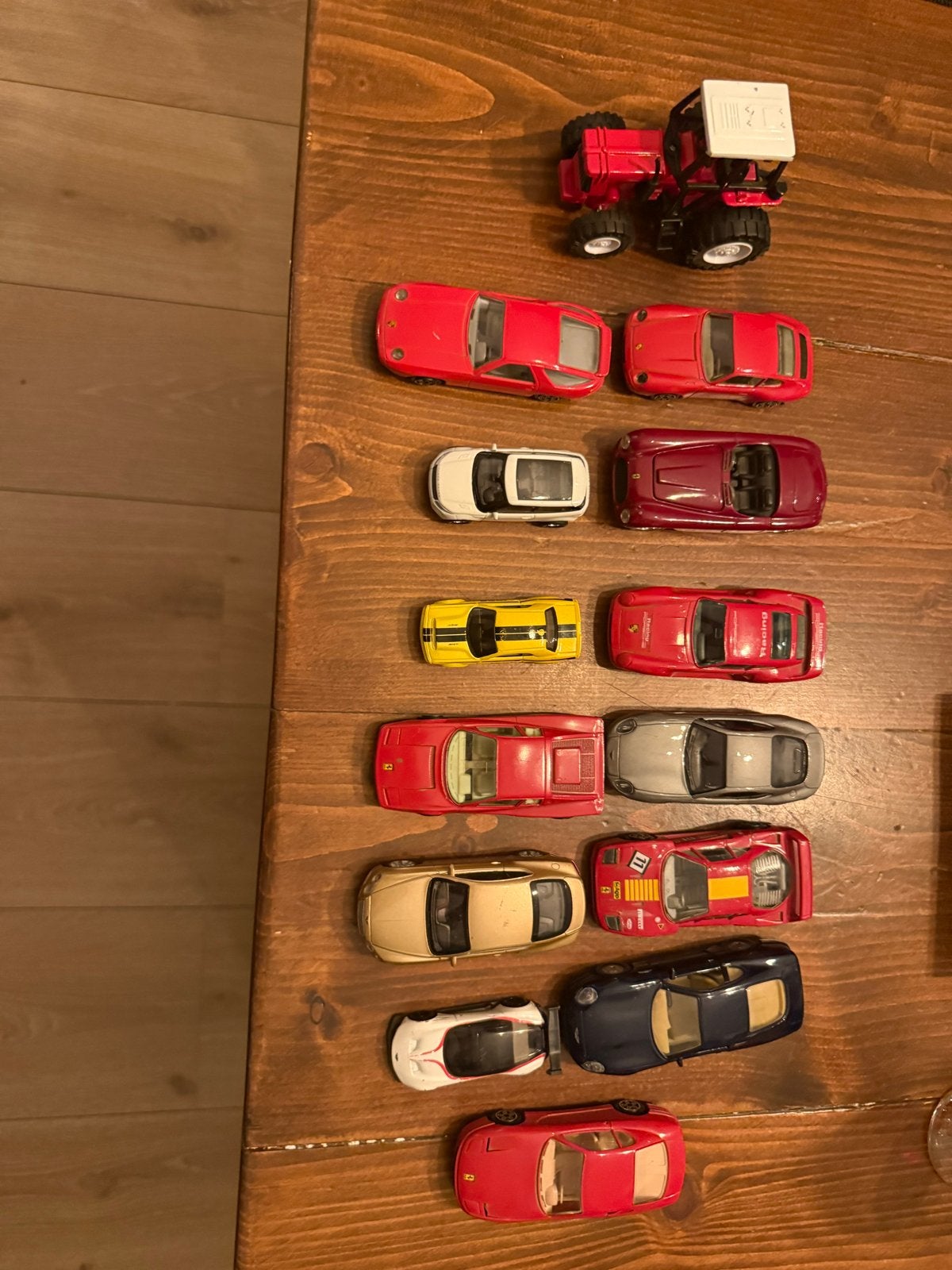 14 miniatuur auto's en 1 tractor, Ophalen of Verzenden, Gebruikt, Auto
