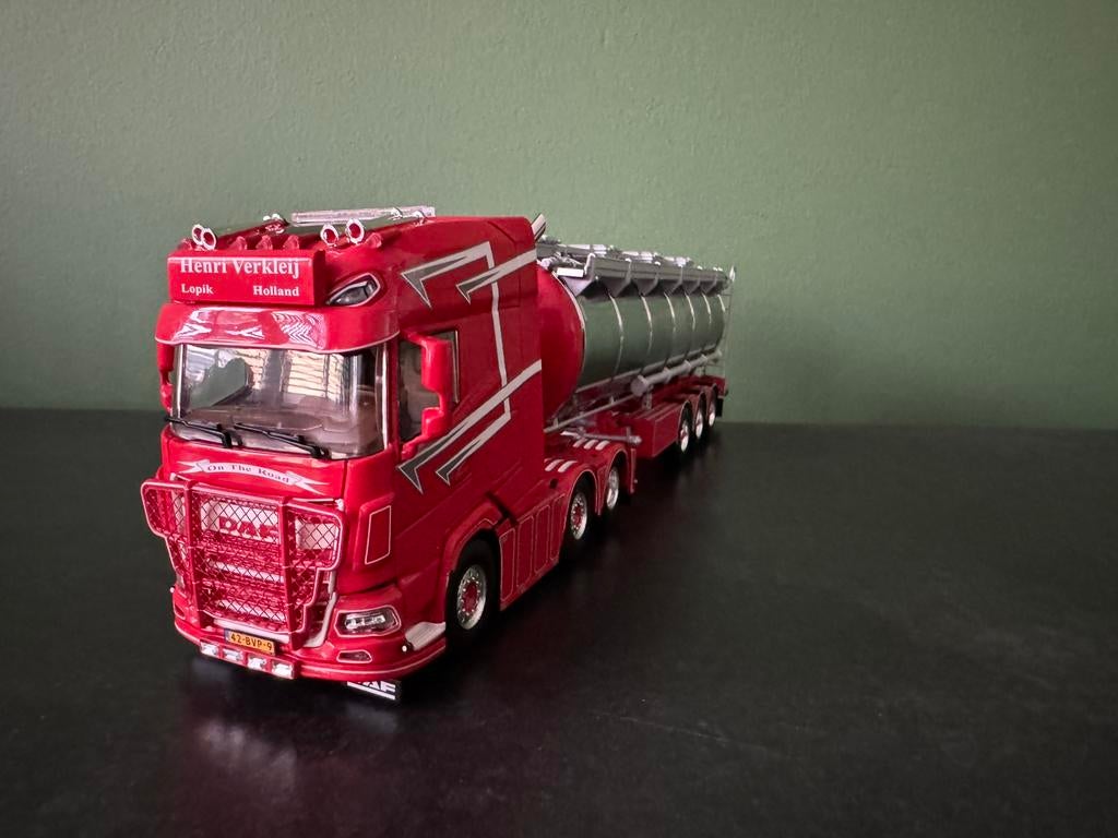 WSI Dag XG+ Henri Verkleij met tankoplegger, Ophalen of Verzenden, Nieuw, Bus of Vrachtwagen, Wsi