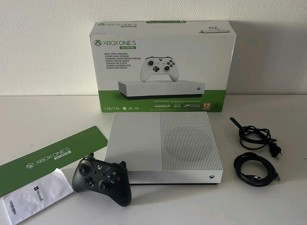 Xbox One S All Digital-Edition 1TB + controller, Spelcomputers en Games, Spelcomputers | Xbox One, Zo goed als nieuw, Xbox One S All-digital
