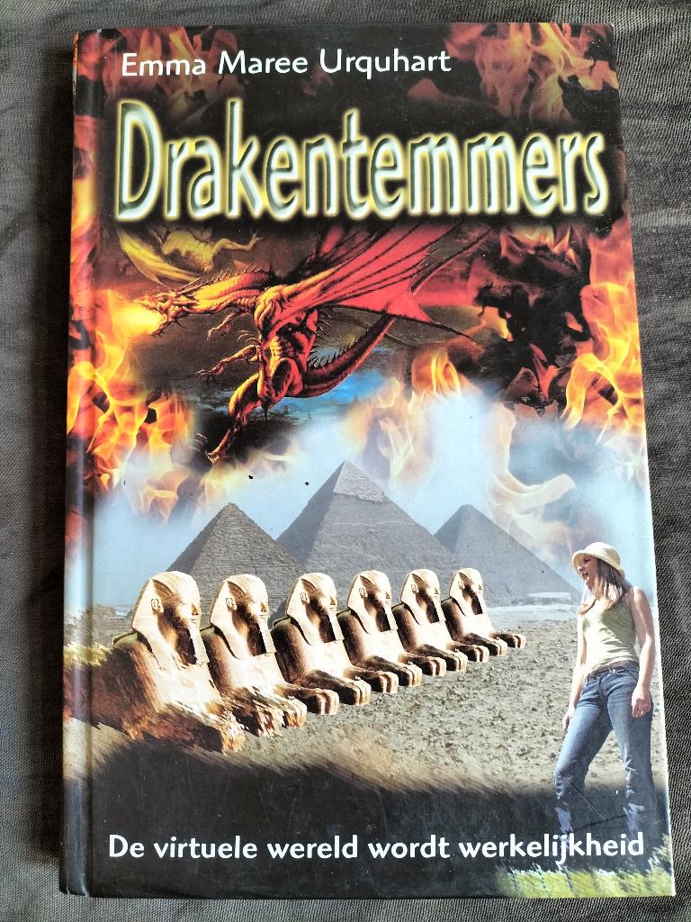 Emma Maree Urquhart - Drakentemmers, Ophalen of Verzenden, Zo goed als nieuw, Emma Maree Urquhart, Fictie