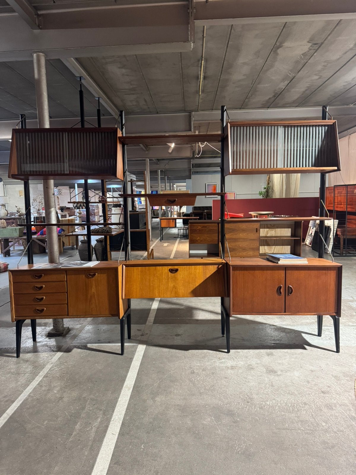 Louis van Teeffelen voor WeBe vintage modulair wandsysteem, Ophalen of Verzenden, Gebruikt, 25 tot 50 cm, Teakhout