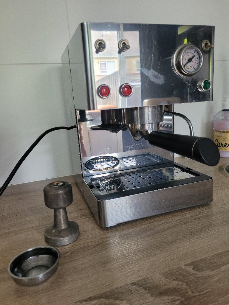 Isomac ilano koffiemachine, Witgoed en Apparatuur, Koffiezetapparaten, Ophalen, Gebruikt, Koffiemachine, 1 kopje