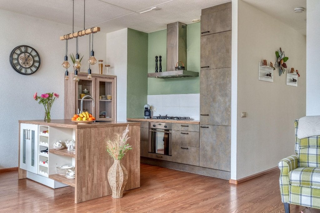 Free Kitchen - Includes complete Island, sink and doors, Ophalen, U-keuken, Zo goed als nieuw, Hout