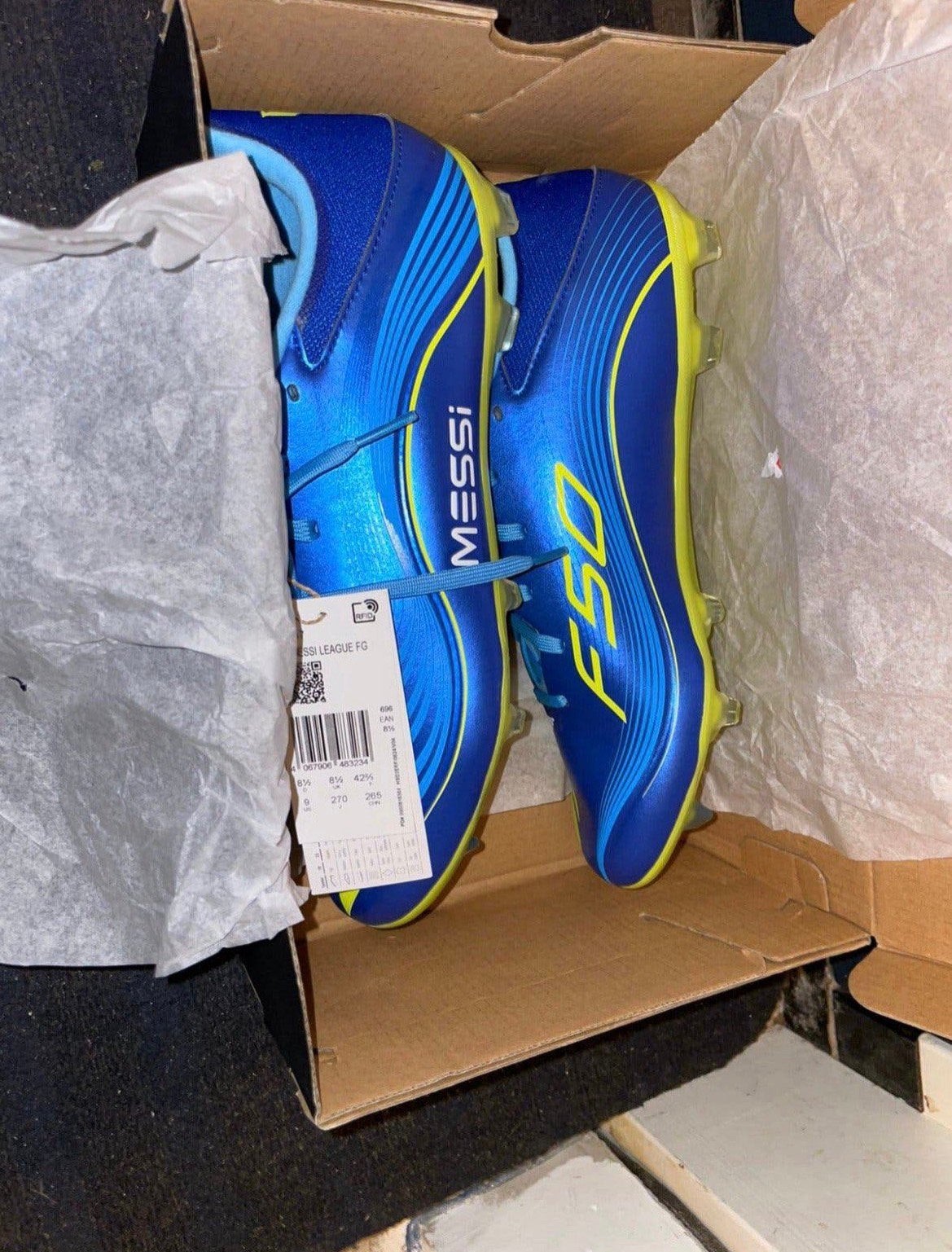 Messi F50 voetbalschoenen adidas nieuw 40 2/3, Maat XS of kleiner, Ophalen of Verzenden, Nieuw, Schoenen