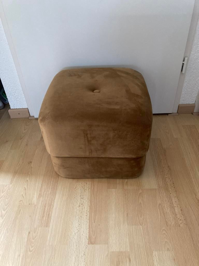 Mooie velours Poef, Ophalen of Verzenden, Zo goed als nieuw, Rond, Minder dan 50 cm