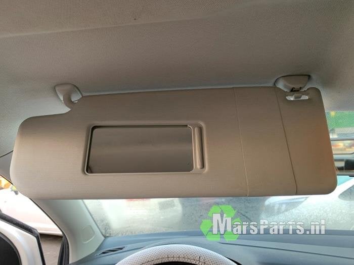 Zonneklep van een Volkswagen Polo, Gebruikt, -, Volkswagen, -