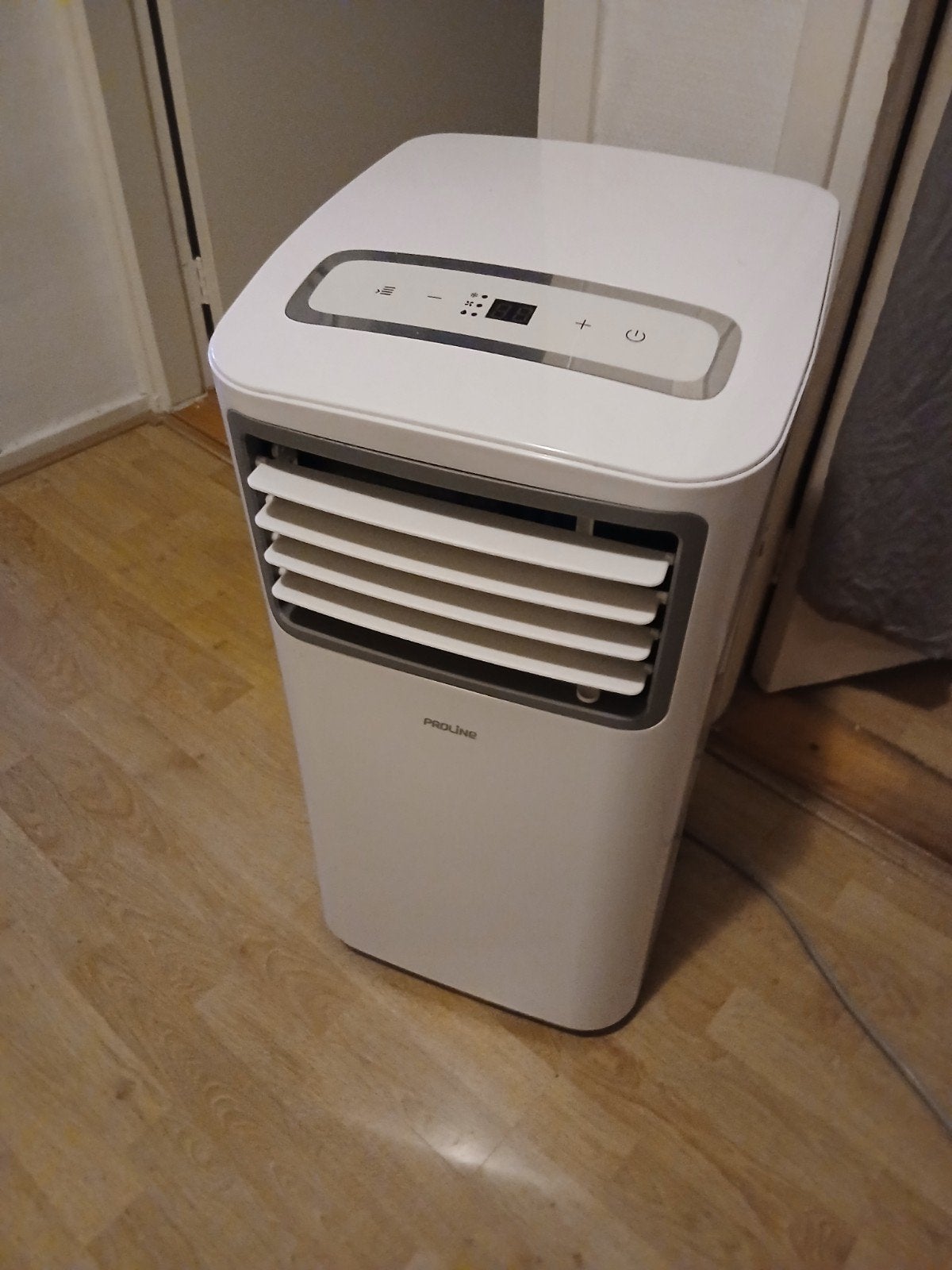 Proline Mobiele Airco PAC8290 met slang en afstandsbedi, Witgoed en Apparatuur, Ophalen, 3 snelheden of meer, Zo goed als nieuw