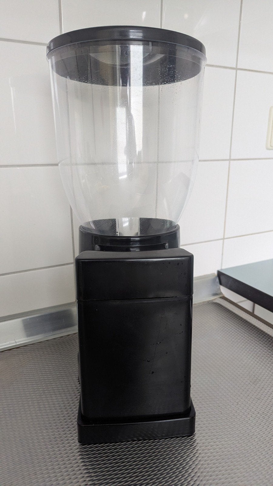 Cornflakes muesli dispenser. Weinig gebruikt., Ophalen, Zo goed als nieuw, Glas, Overige stijlen