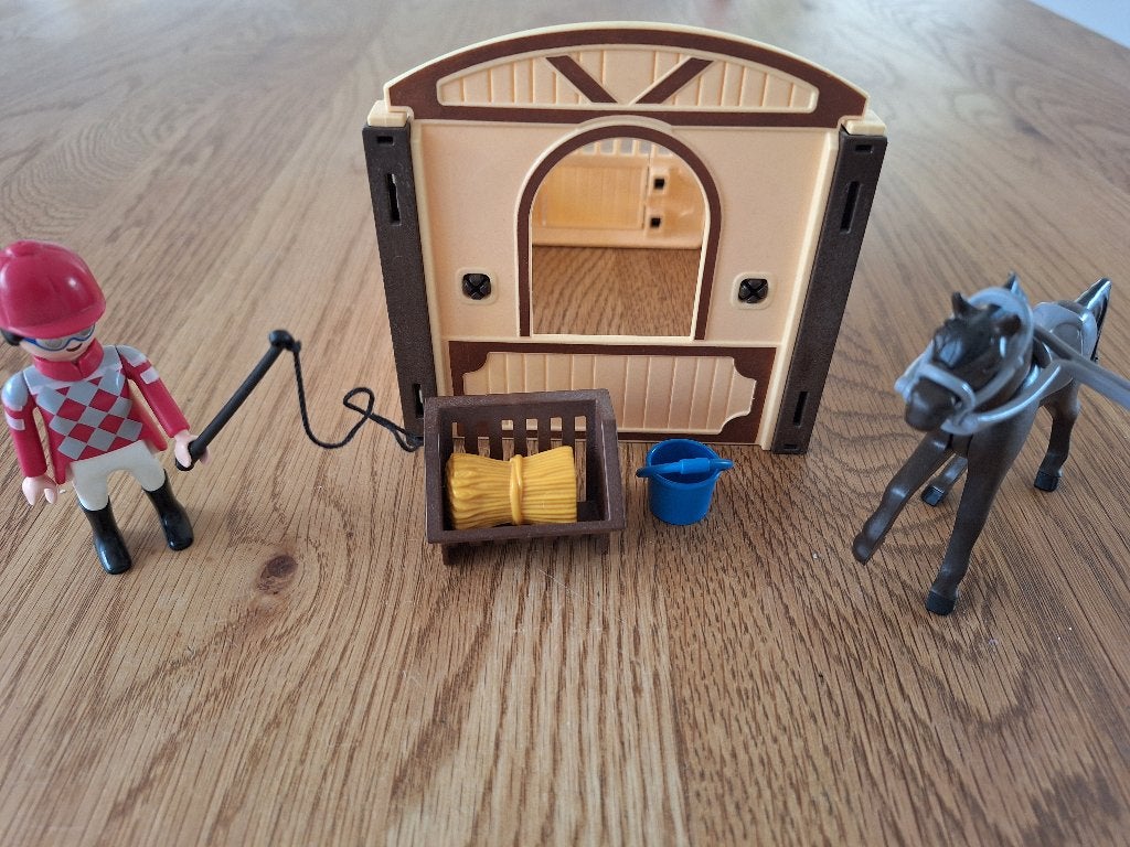 Playmobil Arabisch renpaard met paardenbox – 5112, Complete set, Overige typen, Ophalen of Verzenden, Zo goed als nieuw