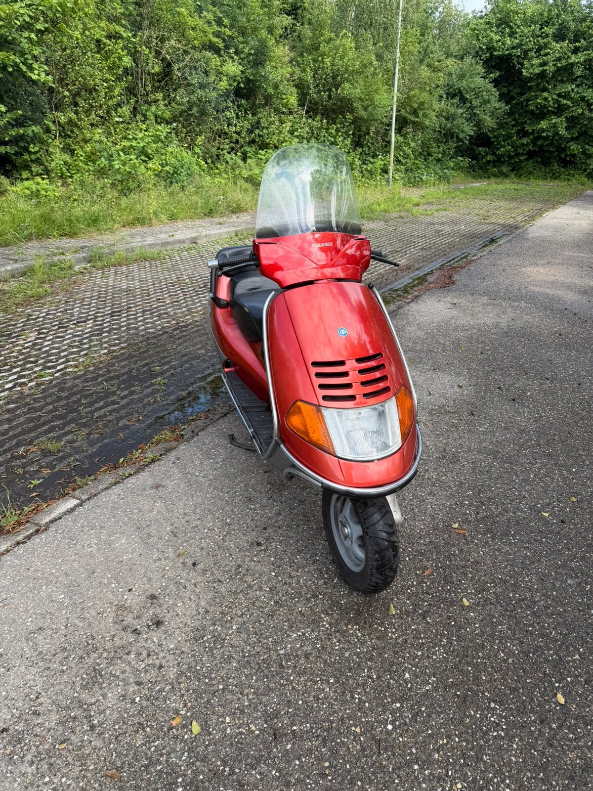 Piaggio hexagon 125cc duitse papieren, Fietsen en Brommers, Scooters | Piaggio, Ophalen, Zo goed als nieuw, Benzine, Overige modellen