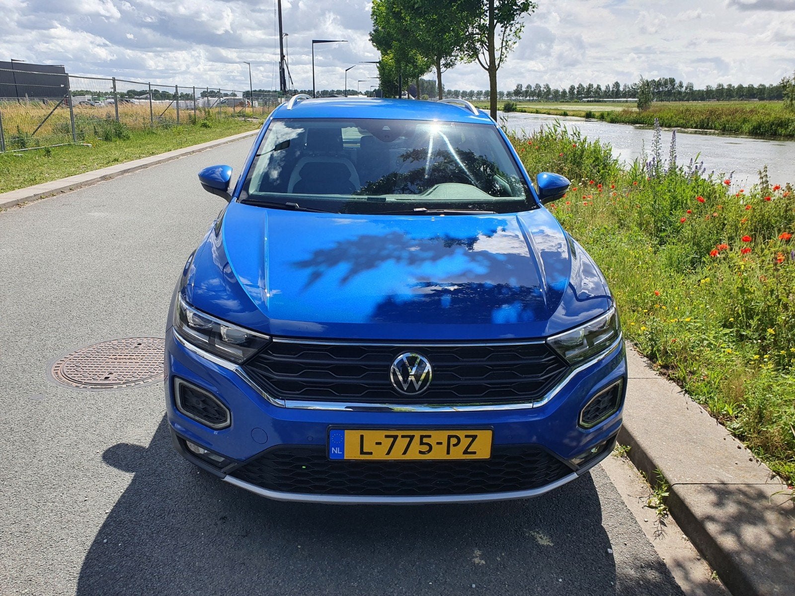 Volkswagen T-Roc Sport 1.5 TSI DSG Automaat 150PK | Camera, 1254 kg, 15 km/l, 1498 cc, Zwart