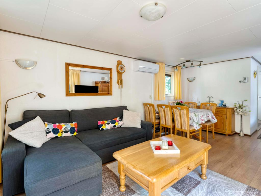 Chalet te koop - TopParken Resort Bosvallei te Ede (6 pers), Caravans en Kamperen, Stacaravans, Tot en met 4