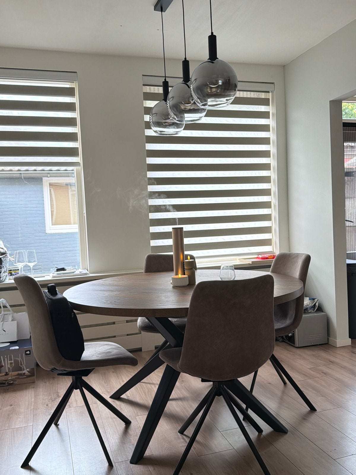 Ronde eettafel van Pronto Wonen met 4 stoelen, Ophalen, Gebruikt, 100 tot 150 cm, Rond
