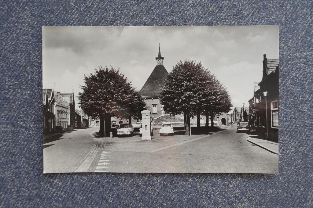 Arcen. Raadhuisplein met raadhuis, Ophalen of Verzenden, 1960 tot 1980, Limburg