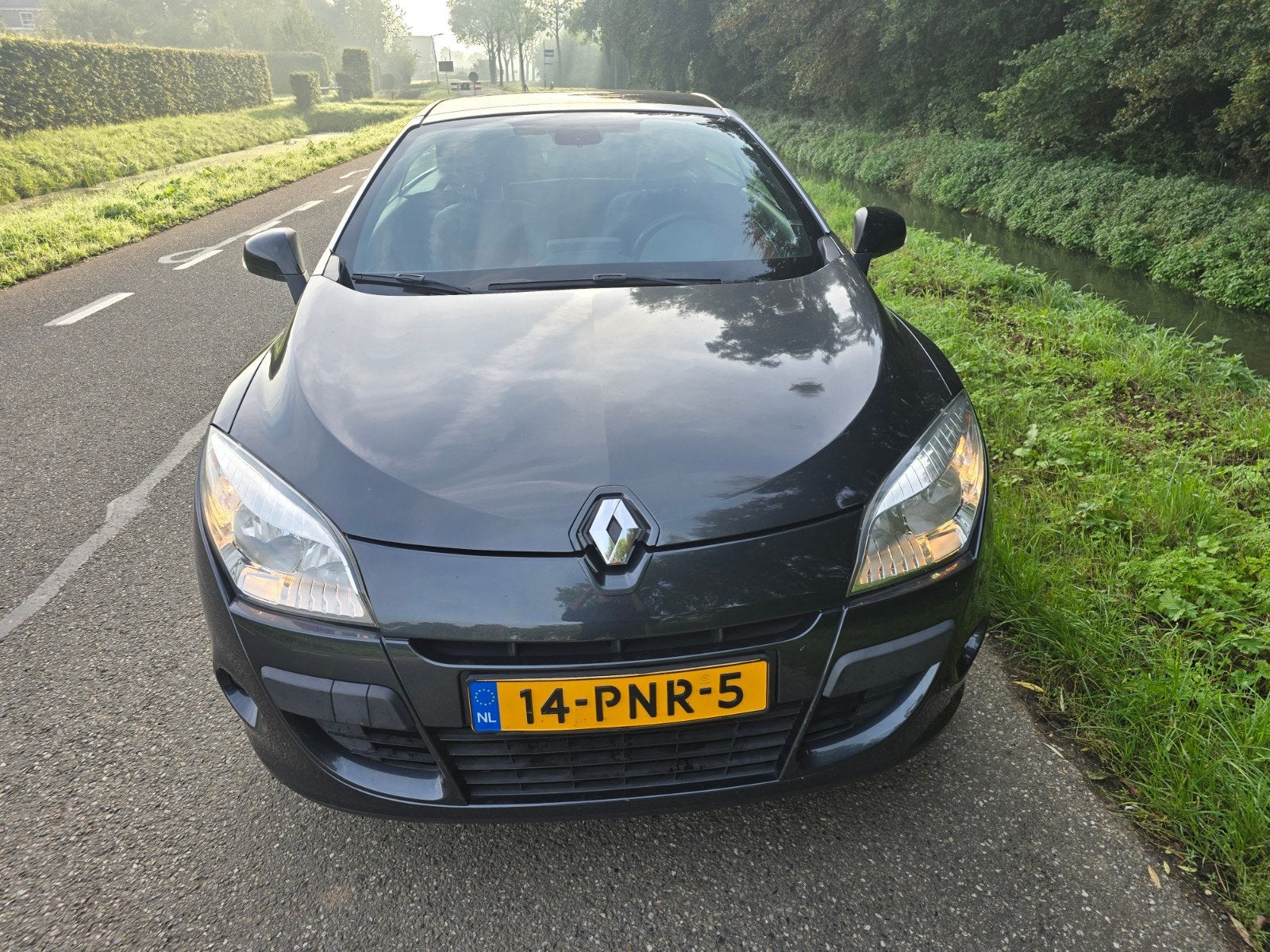 Renault Mégane 1.4 TCE CC 2011 grijs airco nav. leder, Voorwielaandrijving, 750 kg, 4 cilinders, Cabriolet