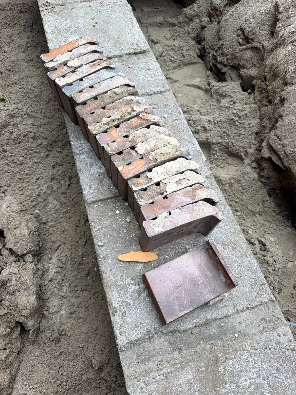 Gebruikte waterslagen, 1,5 meter lengte, Doe-het-zelf en Verbouw, Ophalen of Verzenden, Gebruikt, Bakstenen