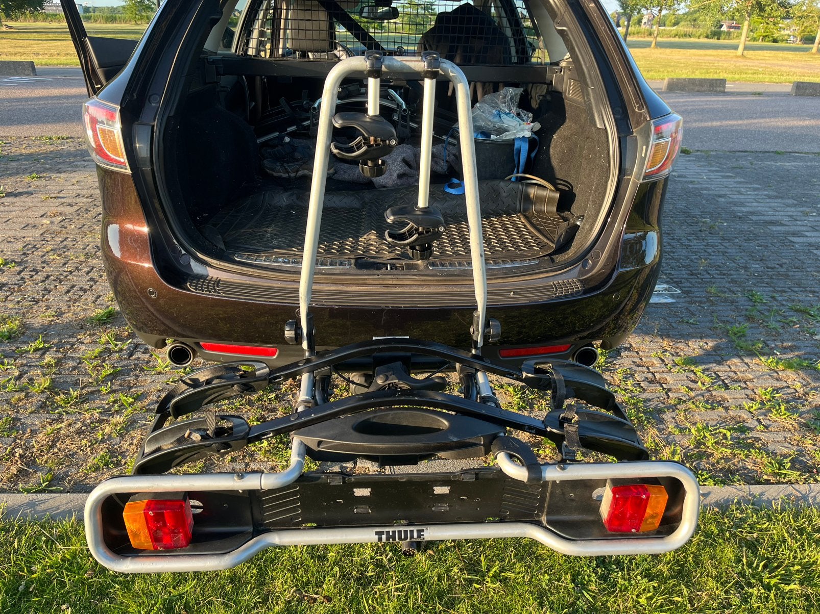 Thule 941, Ophalen, 2 fietsen, Trekhaakdrager, Brede banden