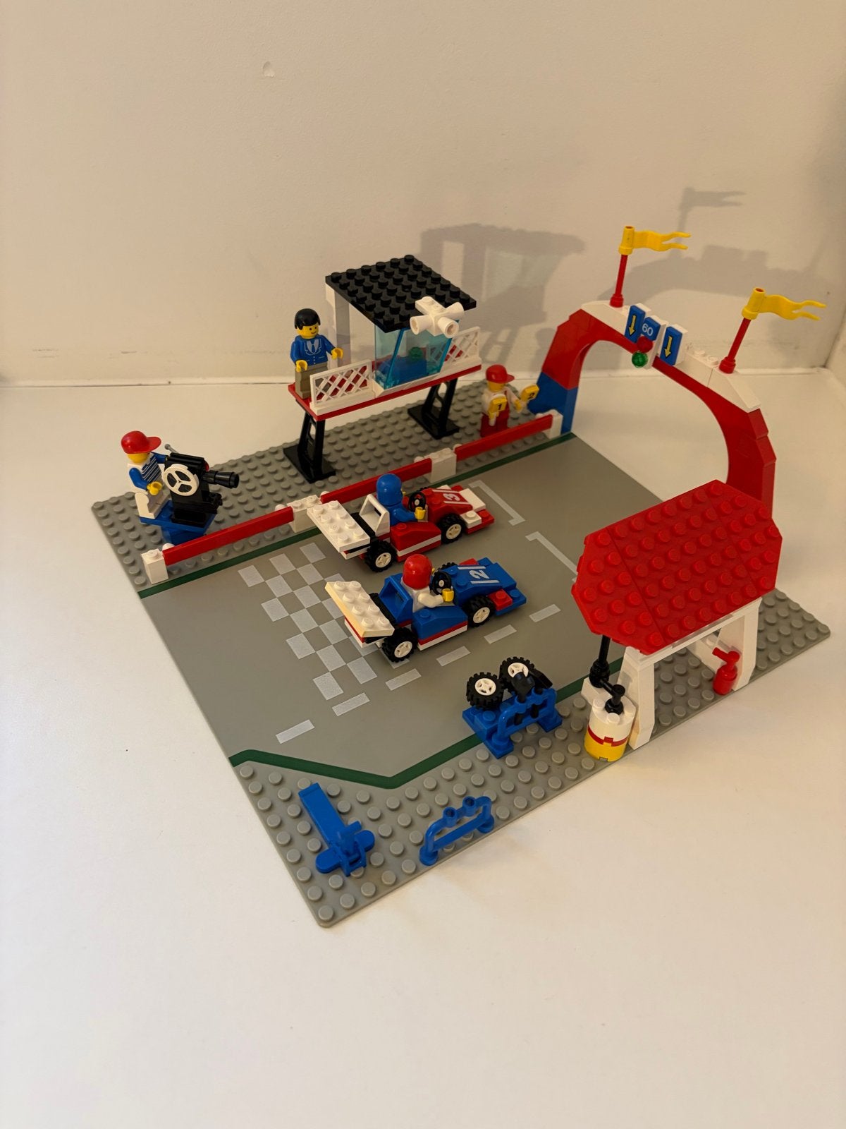 Lego 6381 Vintage Racebaan compleet met instructieboekje, Kinderen en Baby's, Speelgoed | Duplo en Lego, Gebruikt, Lego, Complete set