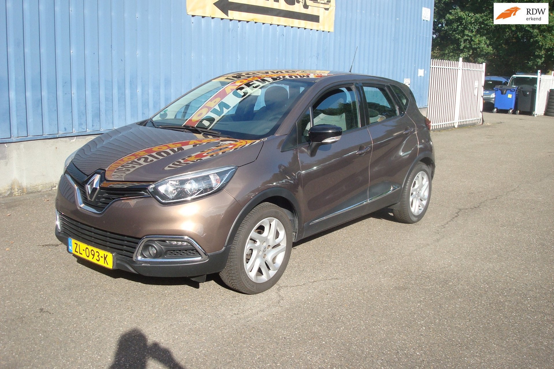 Renault Captur 0.9 TCe Expression, Afneembare trekhaak, Navi, Auto's, Voorwielaandrijving, Gebruikt, Startonderbreker, 49 €/maand