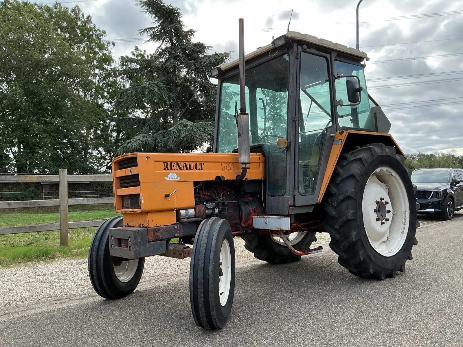 1972 Renault 781 R7591 2WD tractor – 78 pk – rijafhankel, Zakelijke goederen, Agrarisch | Tractoren, Gebruikt, Renault